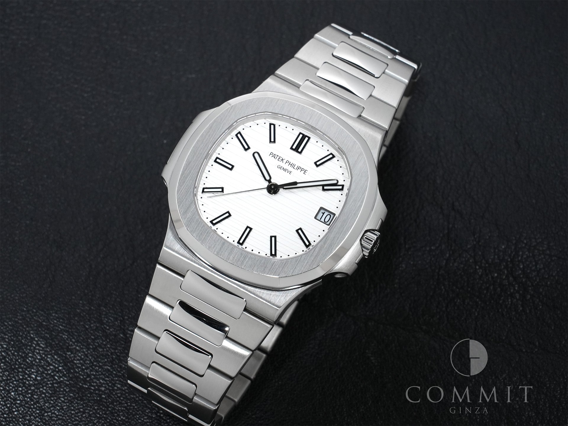 パテックフィリップ ノーチラス Ref.5711/1A-011 ステンレススチール ホワイト文字盤 美品 pnpxpiku