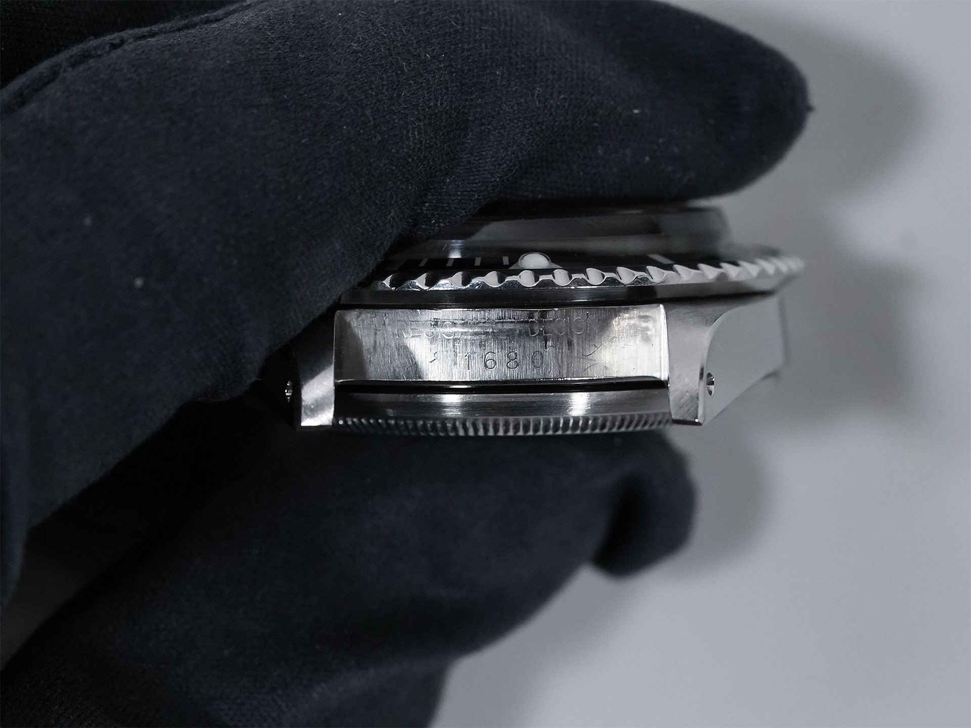 Rolex Submariner Date Ref. 1680 Stainless Steel Black Dial Pre-owned 7ngg7m8d