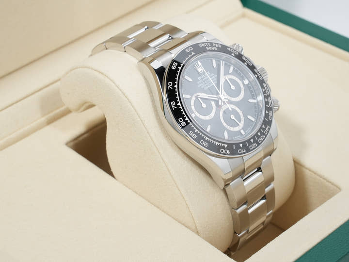 ロレックス デイトナ Ref.126500LN ステンレススチール ブラック文字盤 未使用 a4wbh6er
