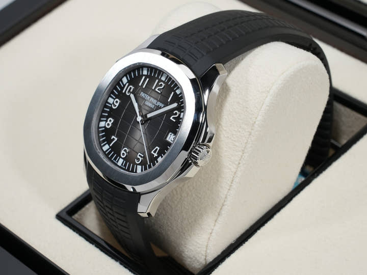 パテックフィリップ アクアノート Ref.5167A-001 ステンレススチール ブラック文字盤 中古 qnt5pf73
