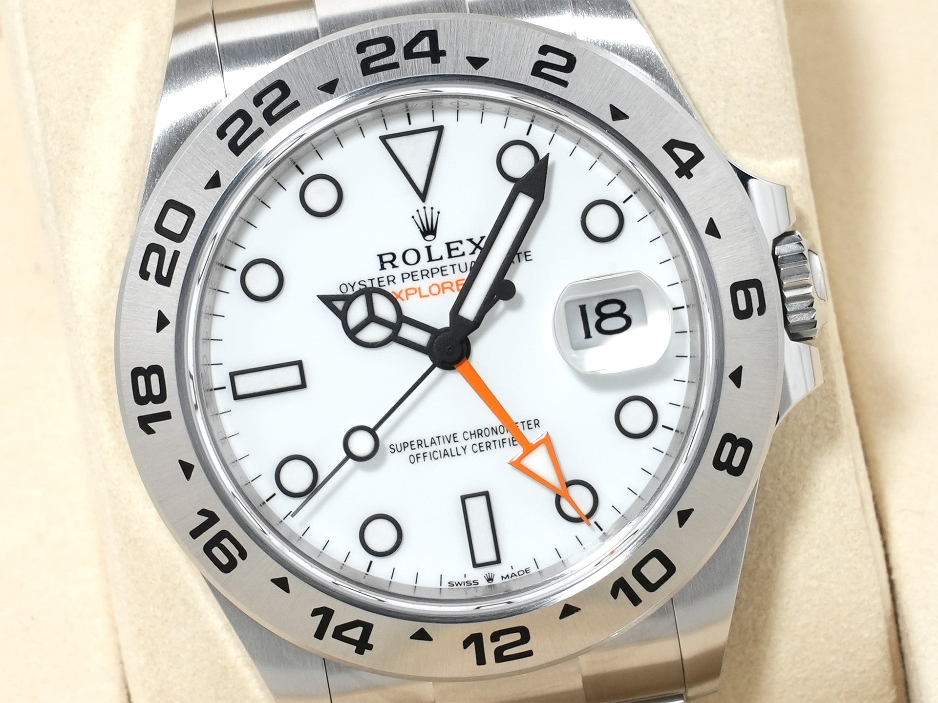 ロレックス エクスプローラーII Ref.226570 ステンレススチール ホワイト文字盤 オイスターブレスレット 未使用 kdfg4cj9