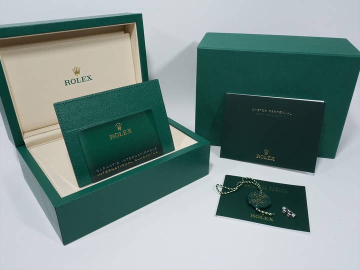 Rolex GMT-Master II Ref. 126720VTNR Stainless Steel Black Dial Jubilee Bracelet Unused 8fi69z3o