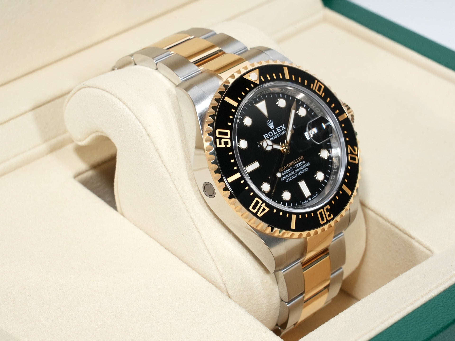 Rolex Sea-Dweller Ref. 126603 Stainless Steel/Yellow Gold Black Dial Unused bb7b2zhs
