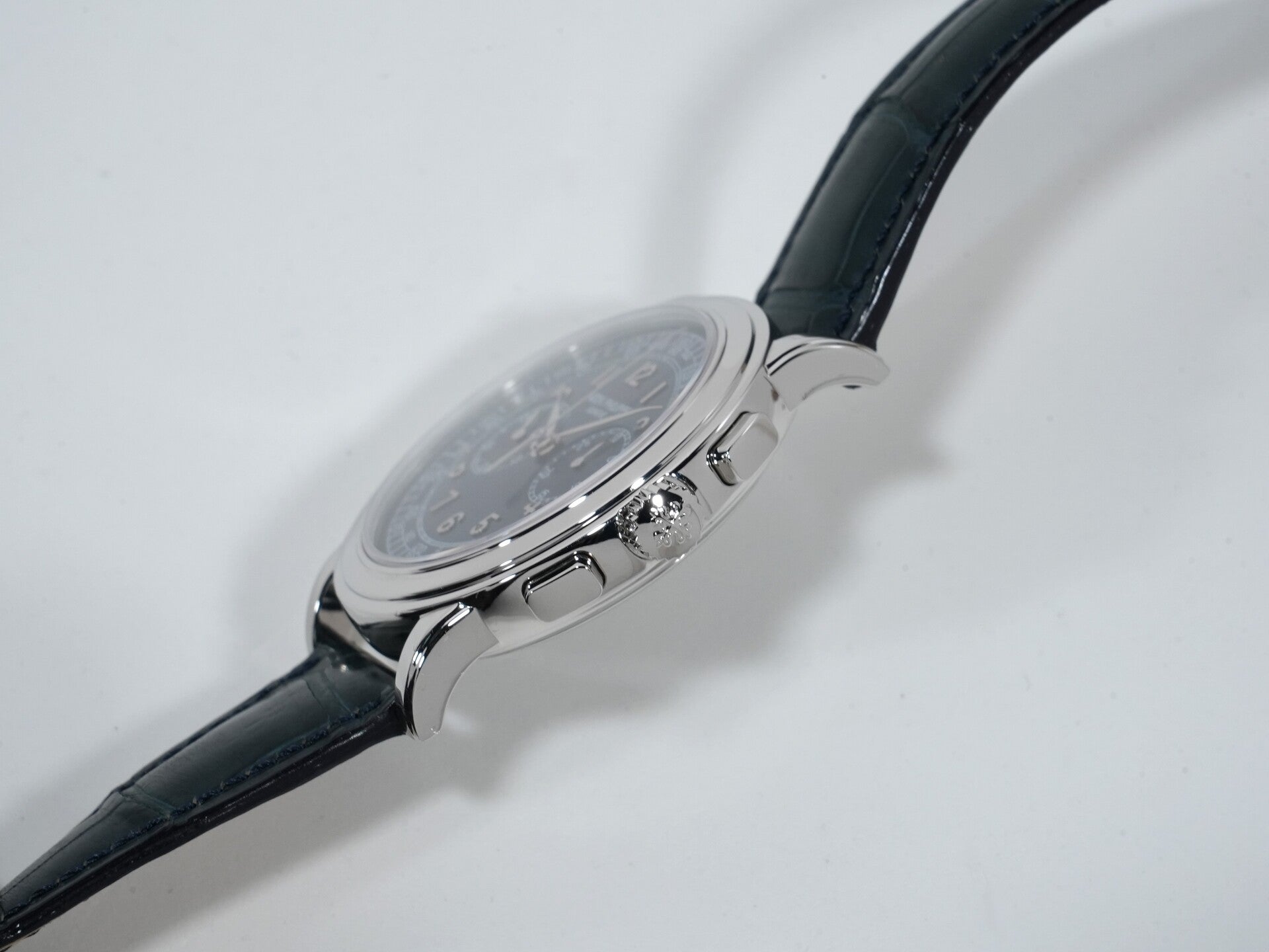 Patek Philippe Complication Chronograph Ref. 5070P-001 Platinum Blue Dial Pre-owned 7iovfnsx