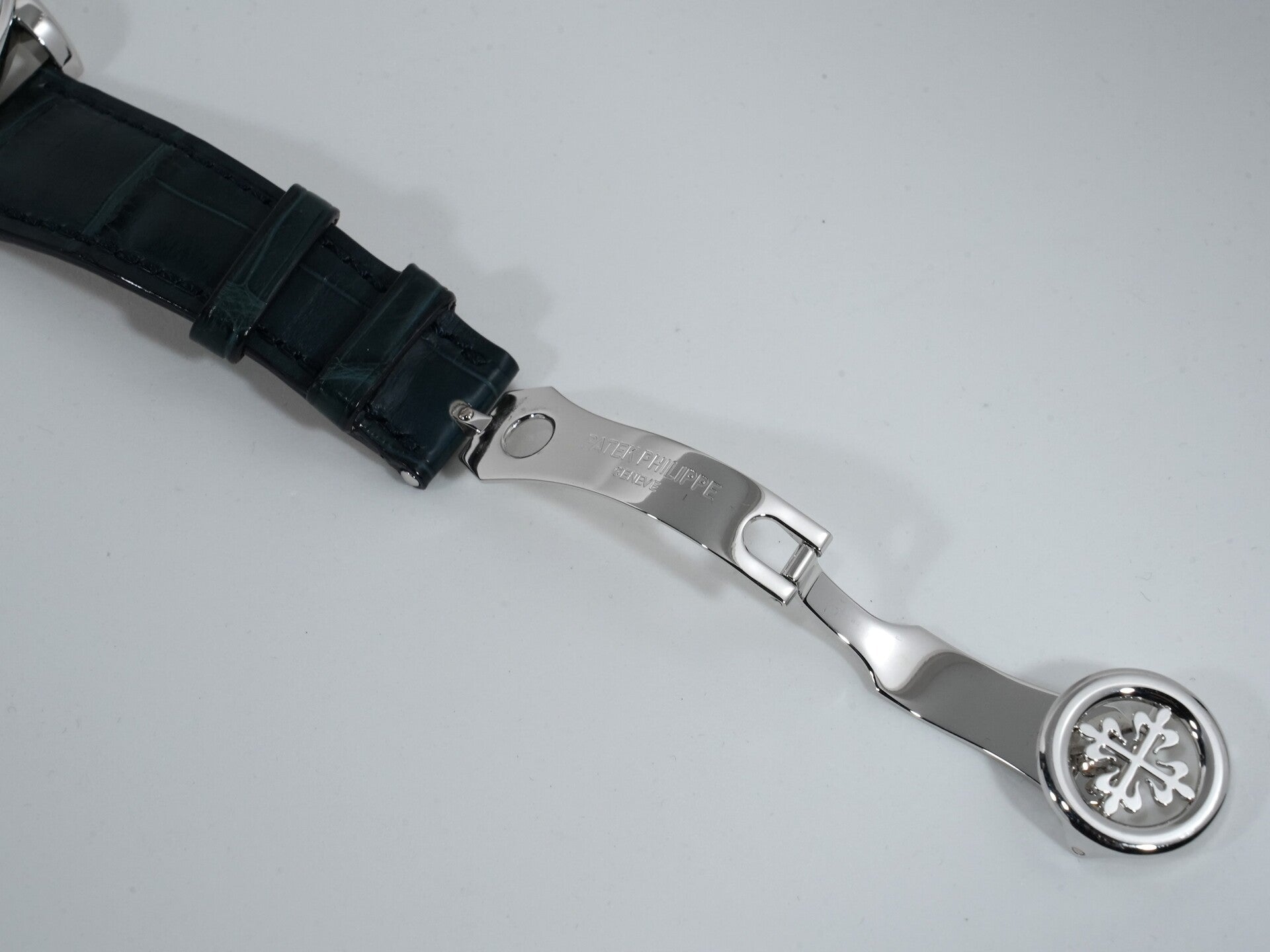 Patek Philippe Complication Chronograph Ref. 5070P-001 Platinum Blue Dial Pre-owned 7iovfnsx