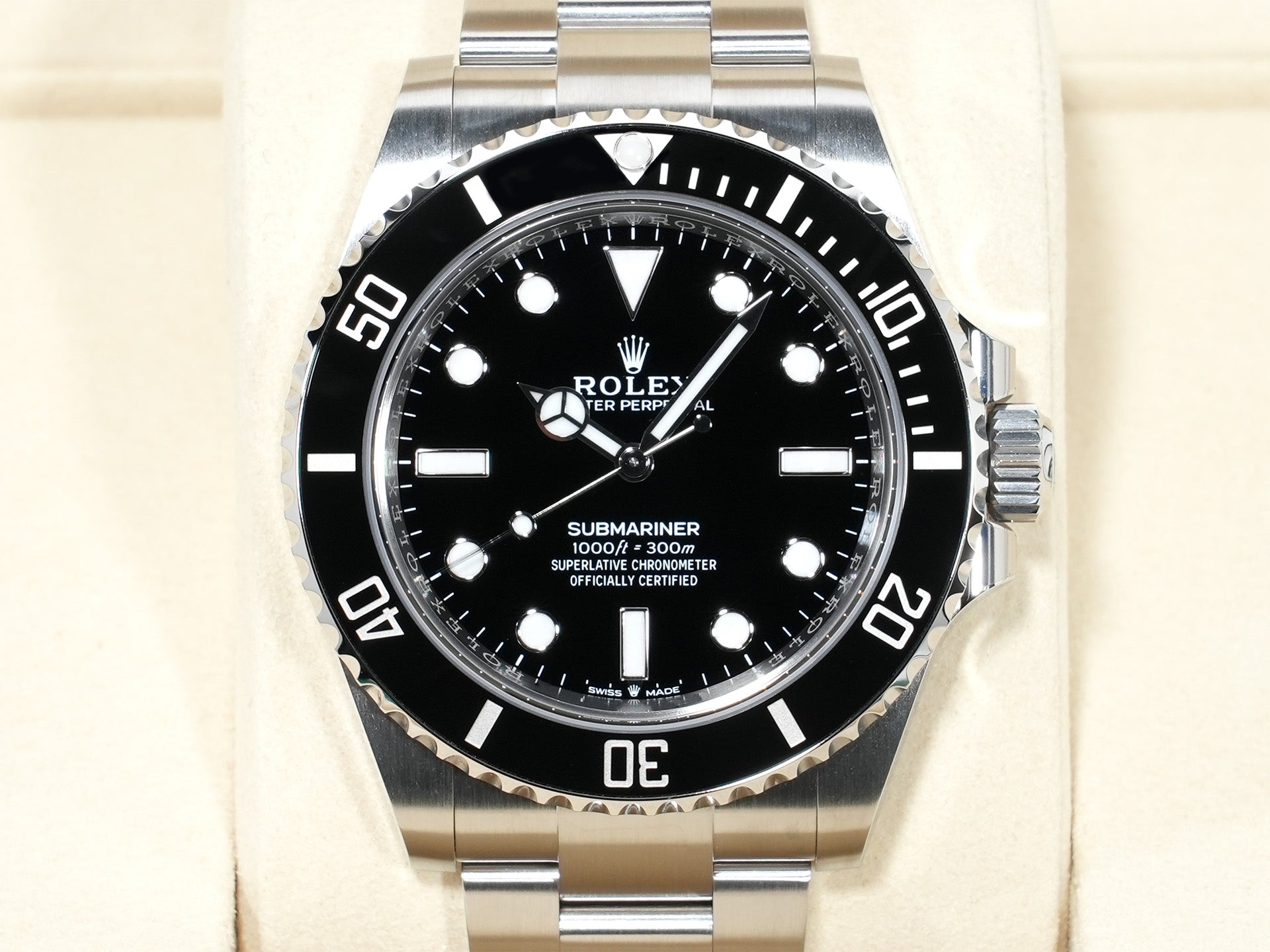 Rolex Submariner No-Date Ref. 124060 Stainless Steel Black Dial Unused tnut9zuu