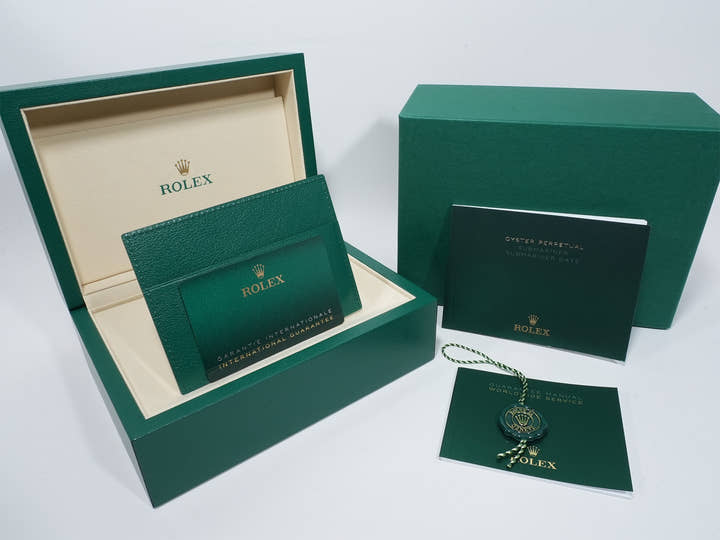Rolex Submariner No-Date Ref. 124060 Stainless Steel Black Dial Unused tnut9zuu