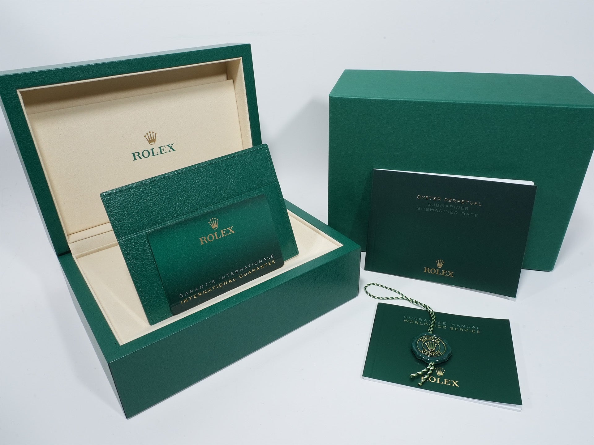 Rolex Submariner No-Date Ref. 124060 Stainless Steel Black Dial Unused tnut9zuu