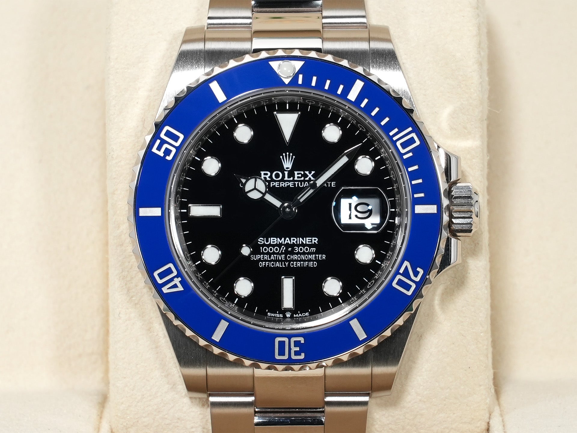 Rolex Submariner Date Ref. 126619LB White Gold Black Dial, Excellent Condition tie8inkb