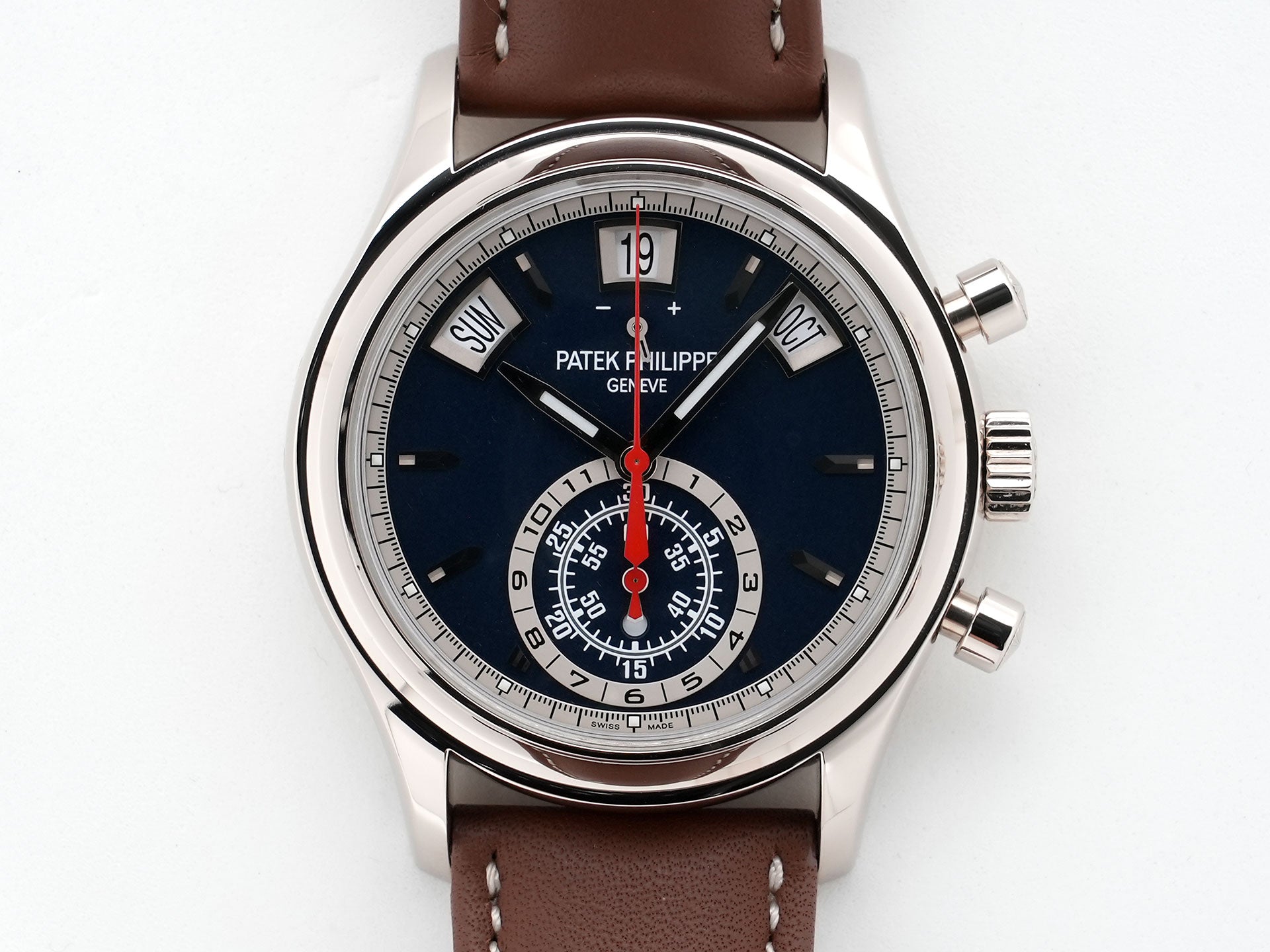 Patek Philippe Annual Calendar Chronograph Ref. 5960/01G-001 White Gold Blue Dial Pre-owned (Used) bjfitu46
