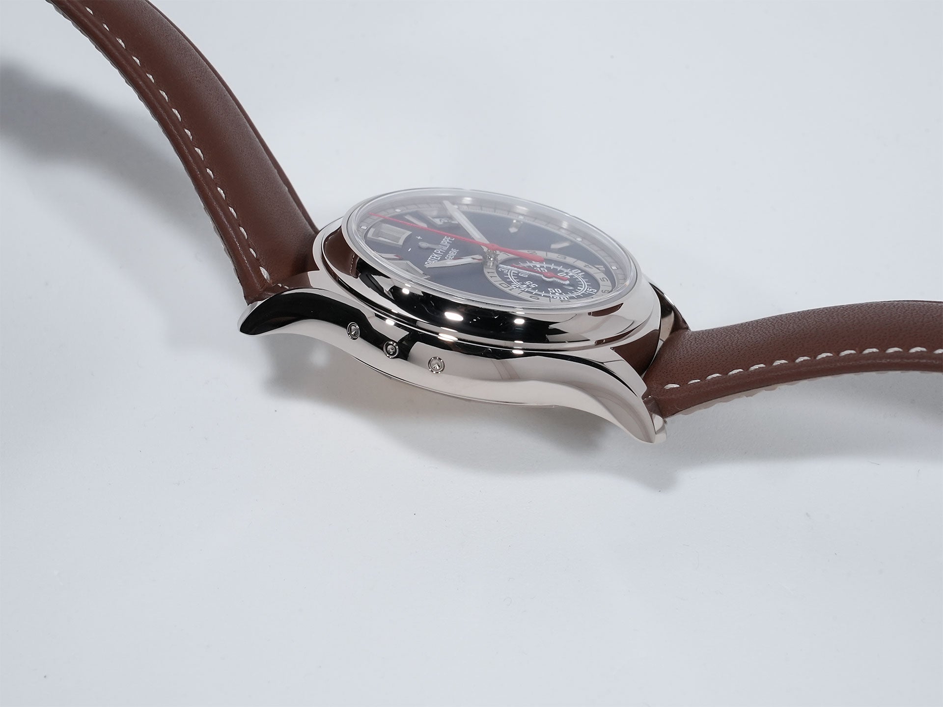 Patek Philippe Annual Calendar Chronograph Ref. 5960/01G-001 White Gold Blue Dial Pre-owned (Used) bjfitu46