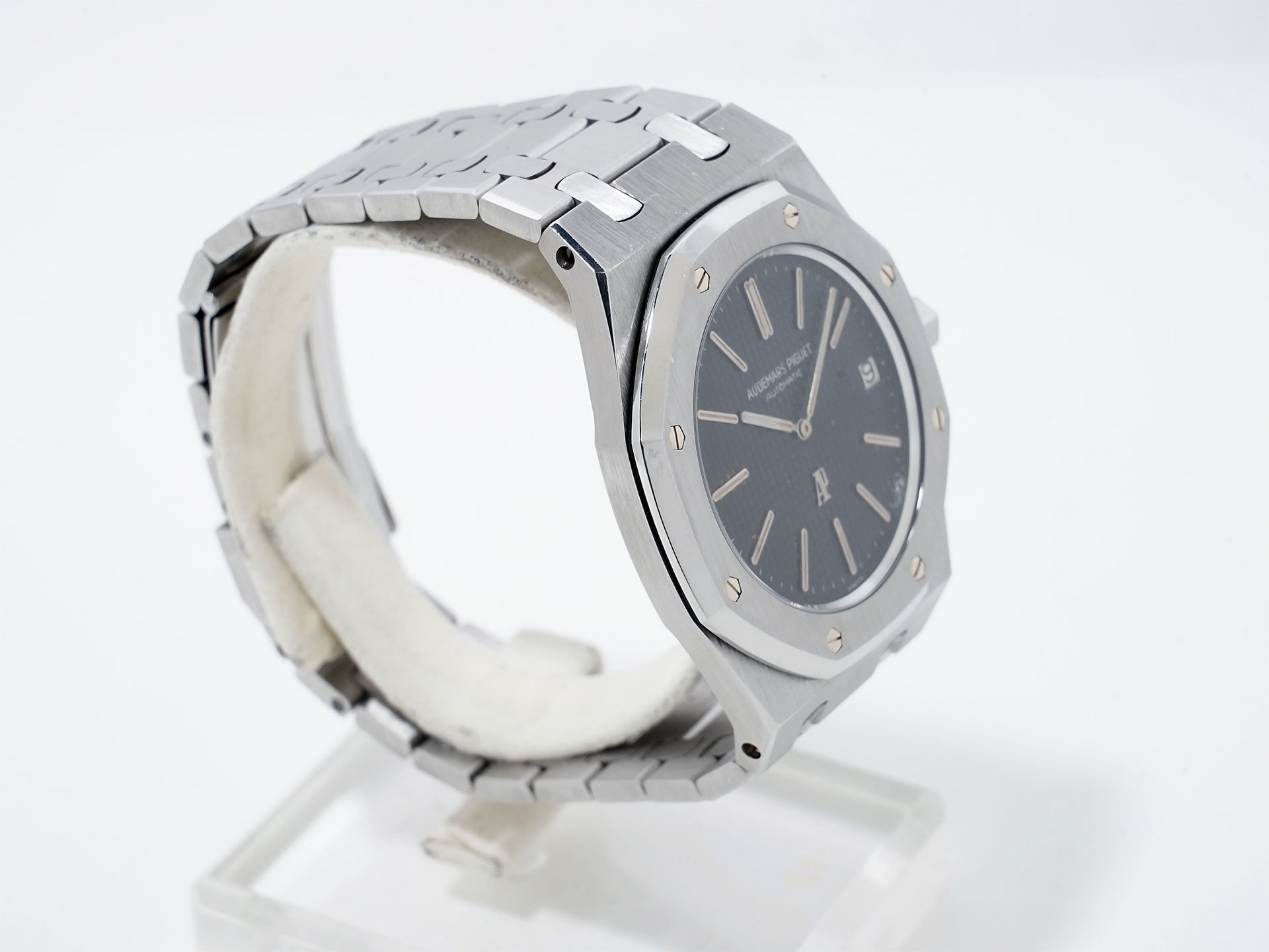 Audemars Piguet Royal Oak Ref. 5402ST Stainless Steel Dark Grey Dial Pre-owned zfmgqc8h
