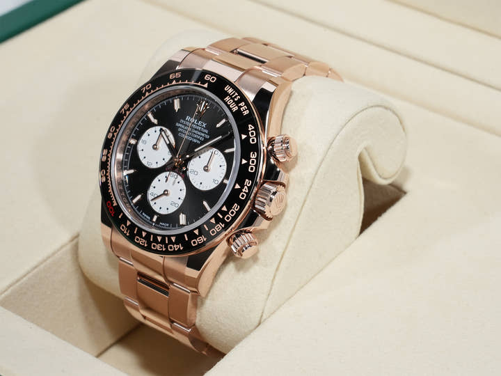 Rolex Daytona Ref. 126525LN Everose Gold, Bright Black Dial, Unused  5gf4qh7d