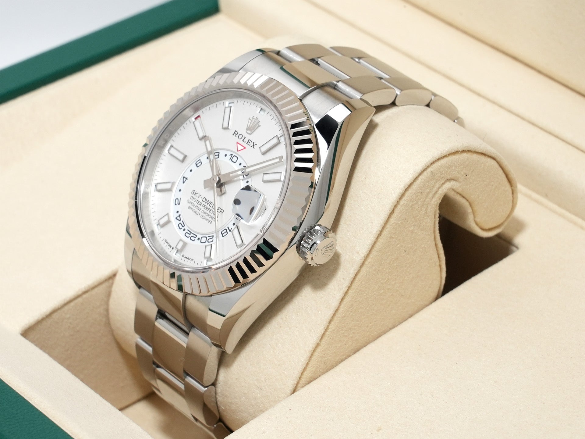 Rolex Sky-Dweller Ref. 336934 Stainless Steel/White Gold White Dial Oyster Bracelet Unused koad6ug5