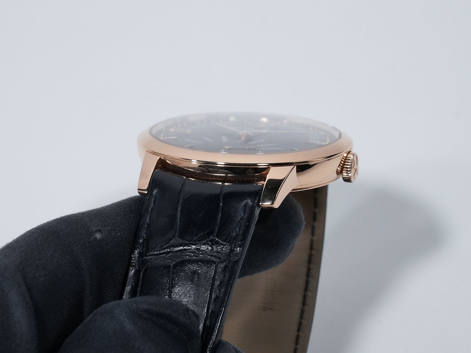 Vacheron Constantin Patrimony Retrograde Day/Date Ref. 4000U/000R-B516 Pink Gold Dark Blue Dial Pre-owned dzu3bcvk