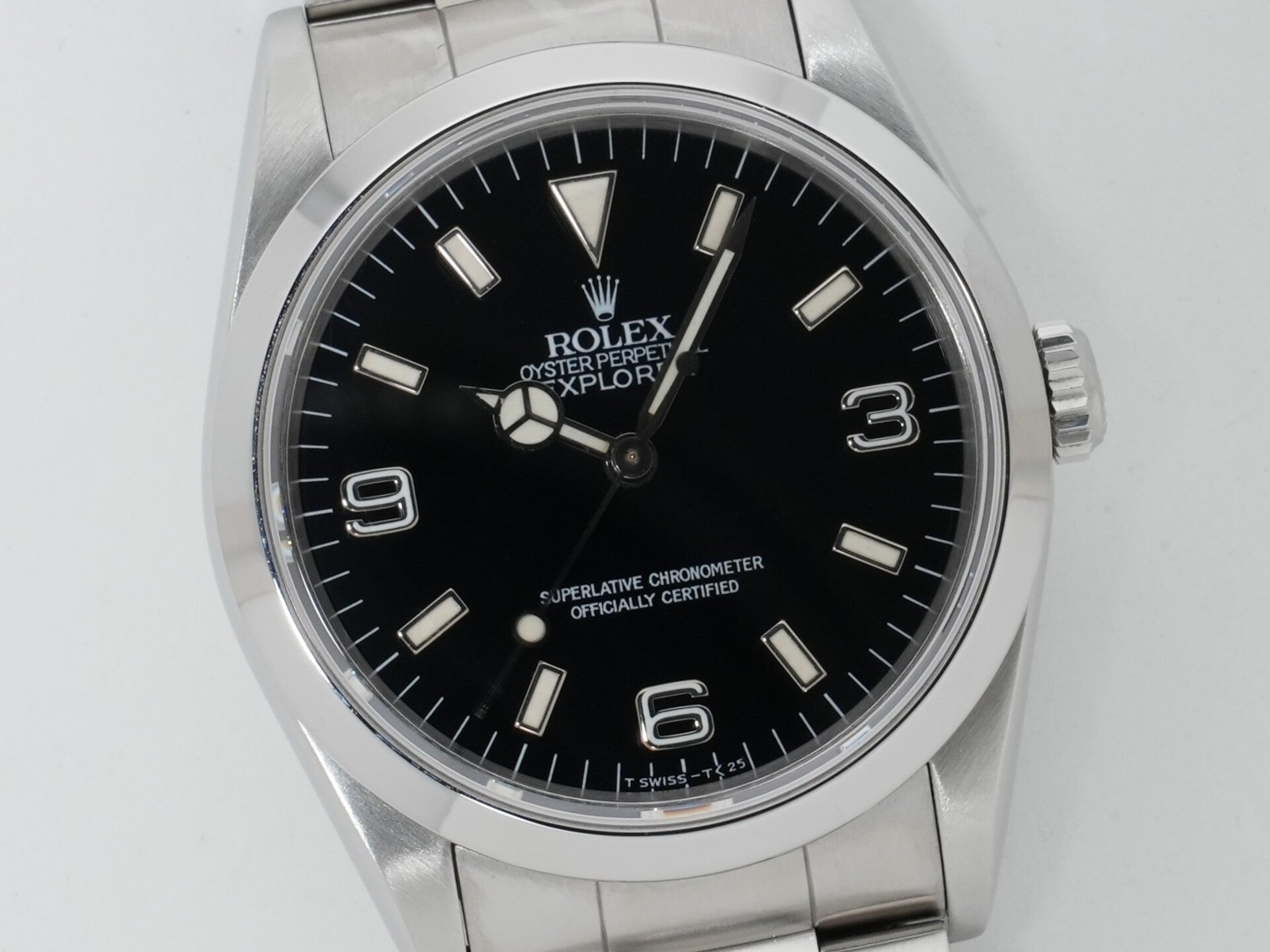 Rolex Explorer I Ref. 14270, stainless steel, black dial, Oyster bracelet, pre-owned.  (9gbiqw9x appears to be an internal reference number and not part of the product description)