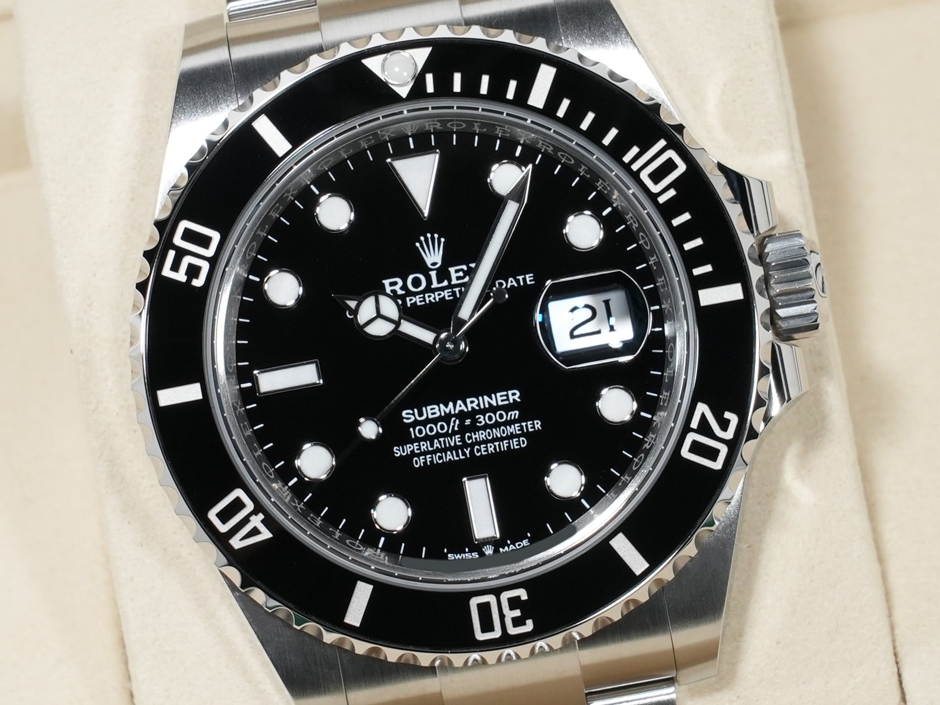 Rolex Submariner Date Ref. 126610LN Stainless Steel Black Dial Unused c9mpaqfc
