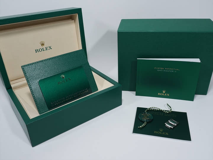 ロレックス GMTマスターII Ref.126720VTNR ステンレススチール ブラック文字盤 オイスターブレスレット 未使用 bo2vp6ze