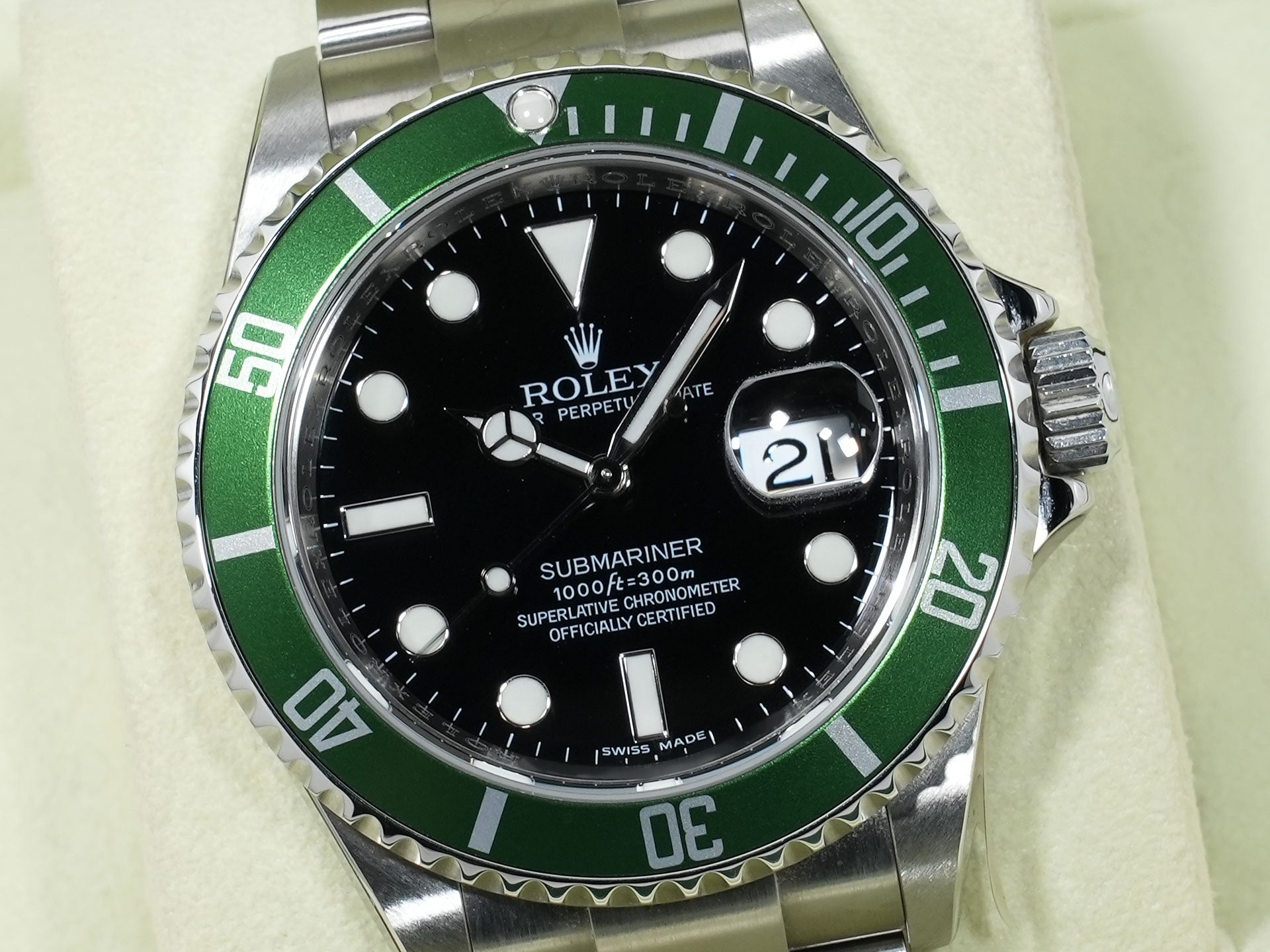 Rolex Submariner Date Ref. 16610LV Stainless Steel Black Dial, Excellent Condition dcypokup