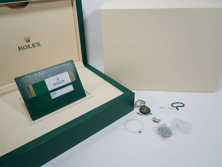 Rolex Daytona Ref. 116506 Platinum Pave Diamond Dial, Pre-owned (Good Condition)  gg63o9id