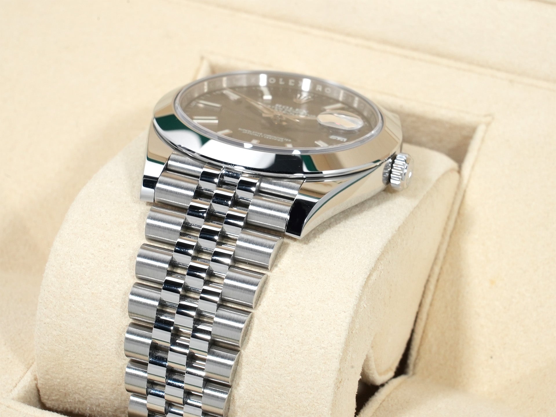 ロレックス デイトジャスト41 Ref.126300 ステンレススチール スレート文字盤 ジュビリーブレスレット 中古 k6o55bu2