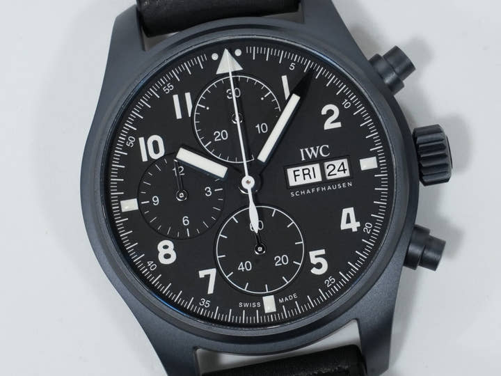 IWC パイロットウォッチ クロノグラフ トリビュート トゥ 3705 Ref.IW387905 セラタニウム ブラック文字盤 未使用 vdwc77cy