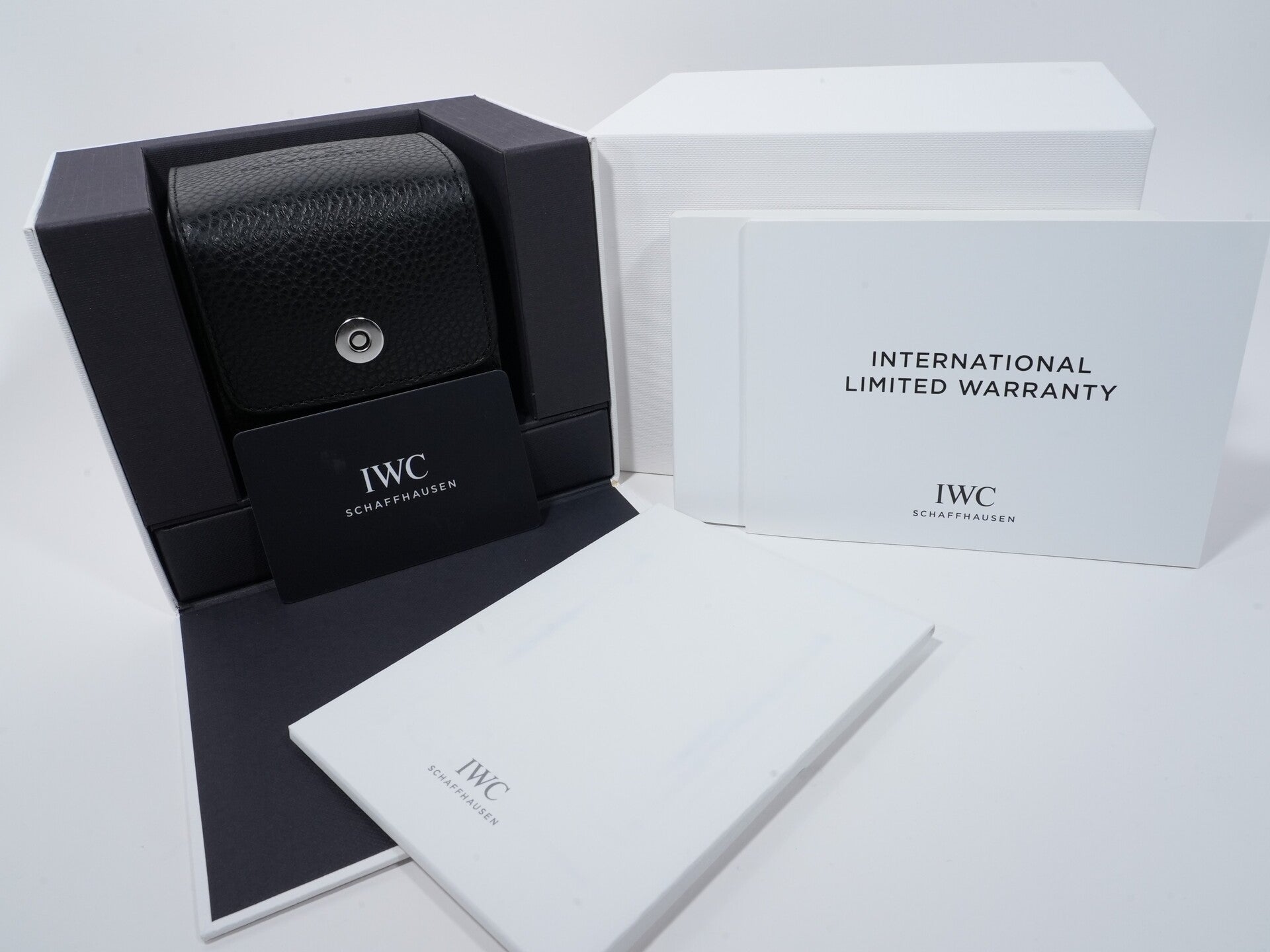 IWC パイロットウォッチ クロノグラフ トリビュート トゥ 3705 Ref.IW387905 セラタニウム ブラック文字盤 未使用 vdwc77cy