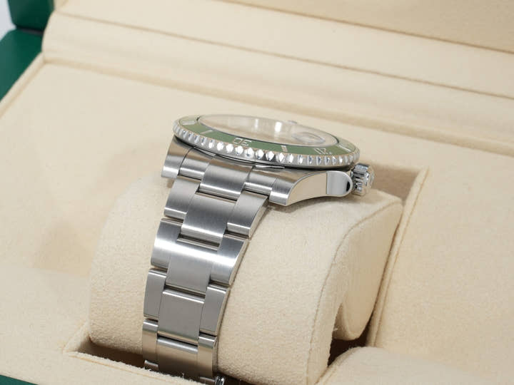 ロレックス サブマリーナー デイト Ref.116610LV ステンレススチール グリーン文字盤 美品 8cr2ghfs