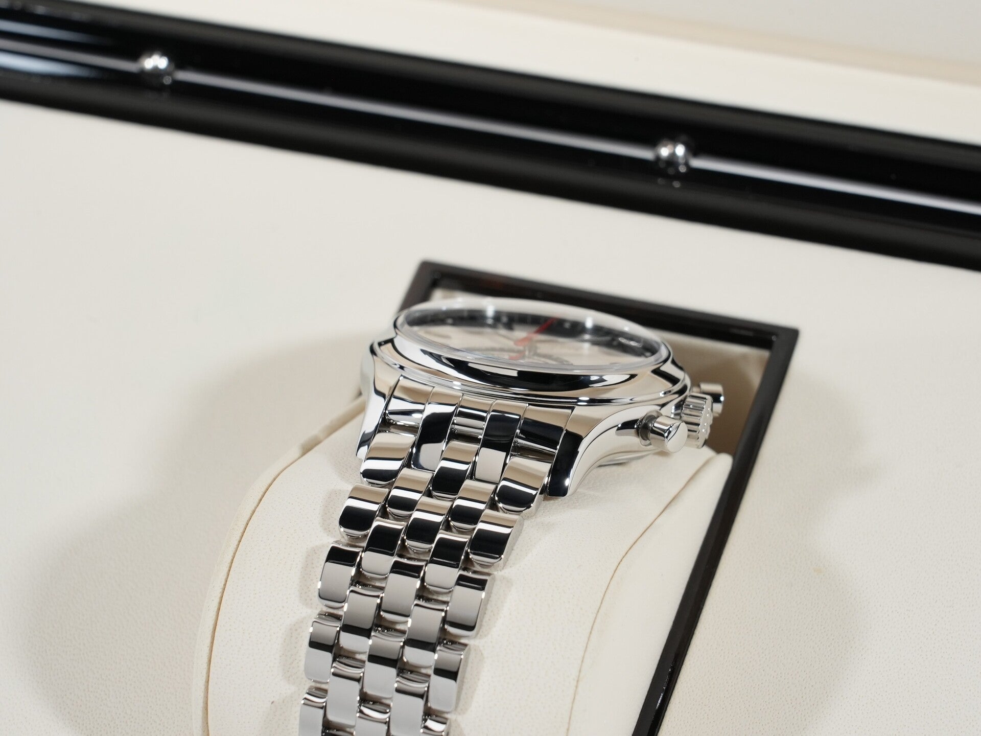パテックフィリップ アニュアルカレンダー クロノグラフ TIFFANY＆CO. Ref.5960/1A-001 ステンレススチール シルバー文字盤 美品 a9ee7ywt