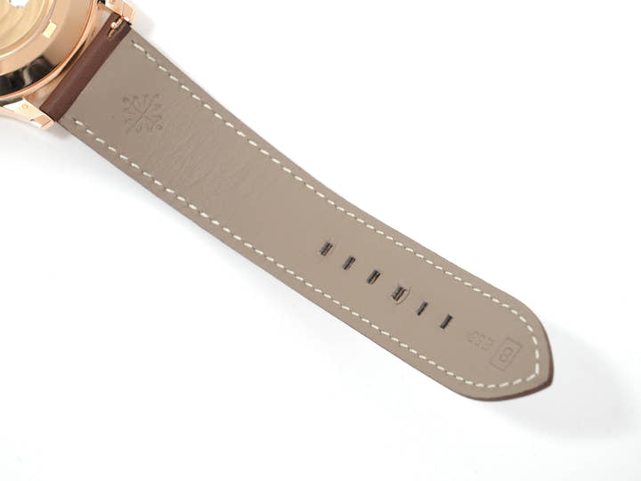 Patek Philippe Calatrava Pilot Travel Time Ref. 5524R-001 Rose Gold Brown Sunburst Dial, Unused.