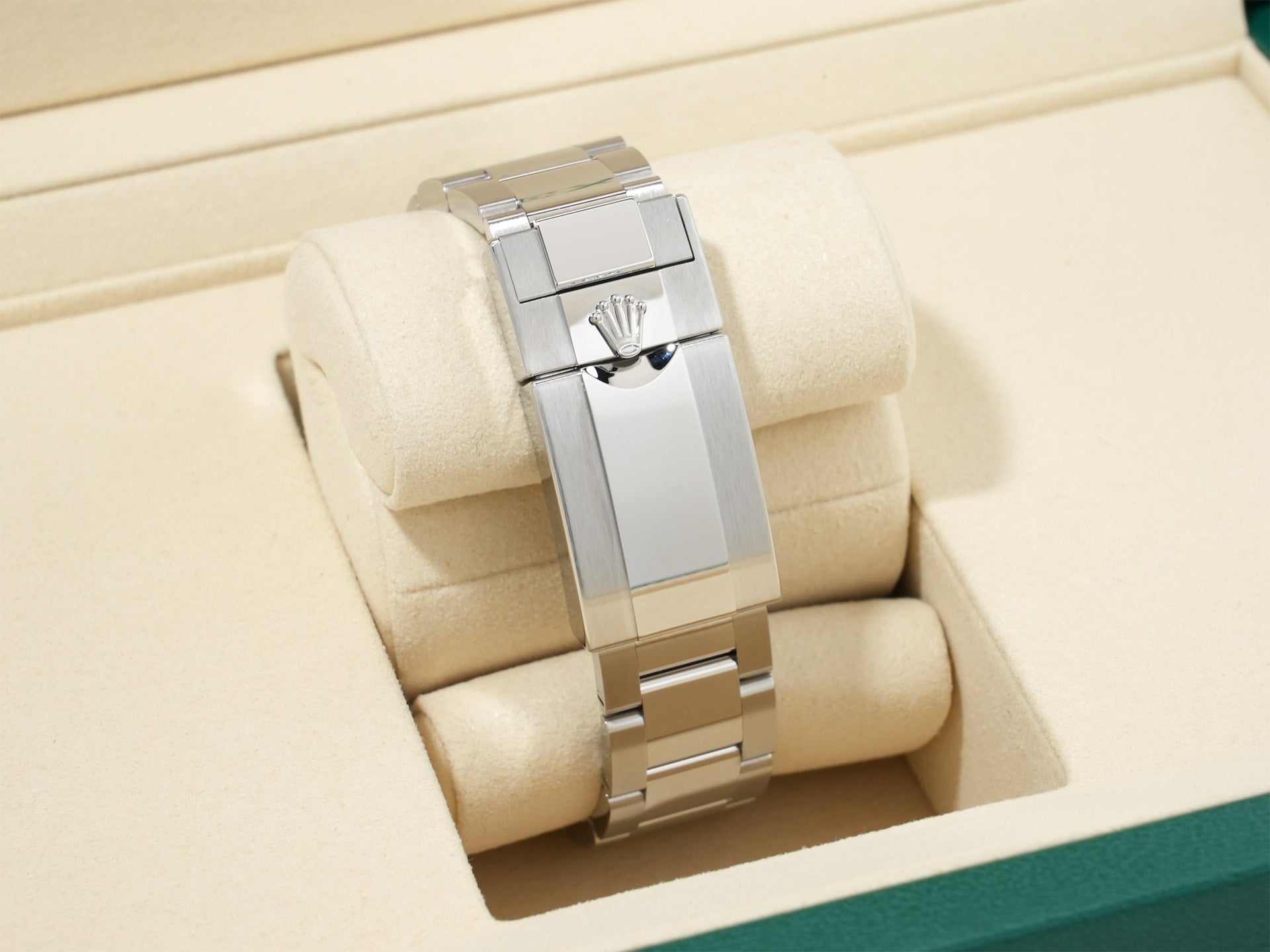 Rolex Daytona Ref. 126500LN Stainless Steel White Dial, Unused  (6s8bz2kf appears to be an internal reference number and not part of the product description)