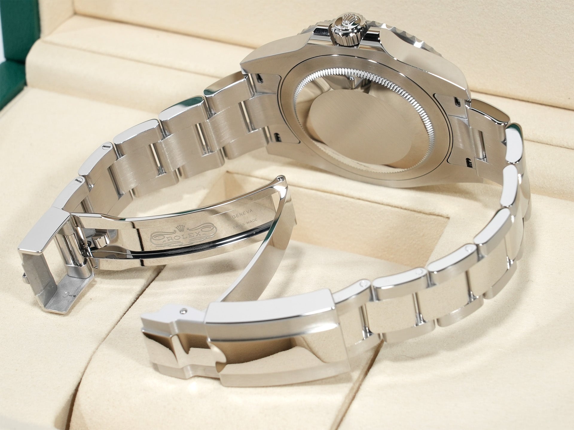 ロレックス GMTマスターII Ref.126710GRNR ステンレススチール ブラック文字盤 オイスターブレスレット 未使用 gxq2nvns