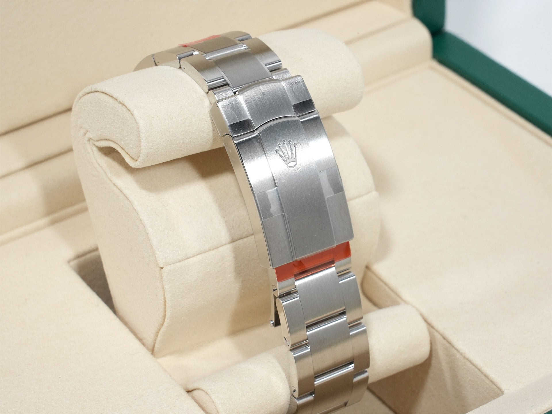 ロレックス オイスターパーペチュアル41 Ref.134300 ステンレススチール ラベンダー文字盤 未使用 rwyny55i