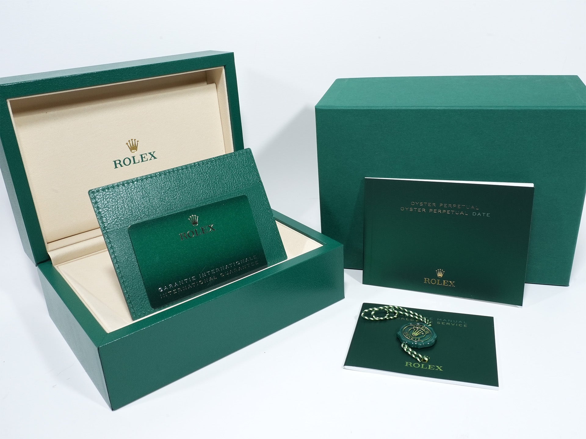 ロレックス オイスターパーペチュアル41 Ref.134300 ステンレススチール ラベンダー文字盤 未使用 rwyny55i