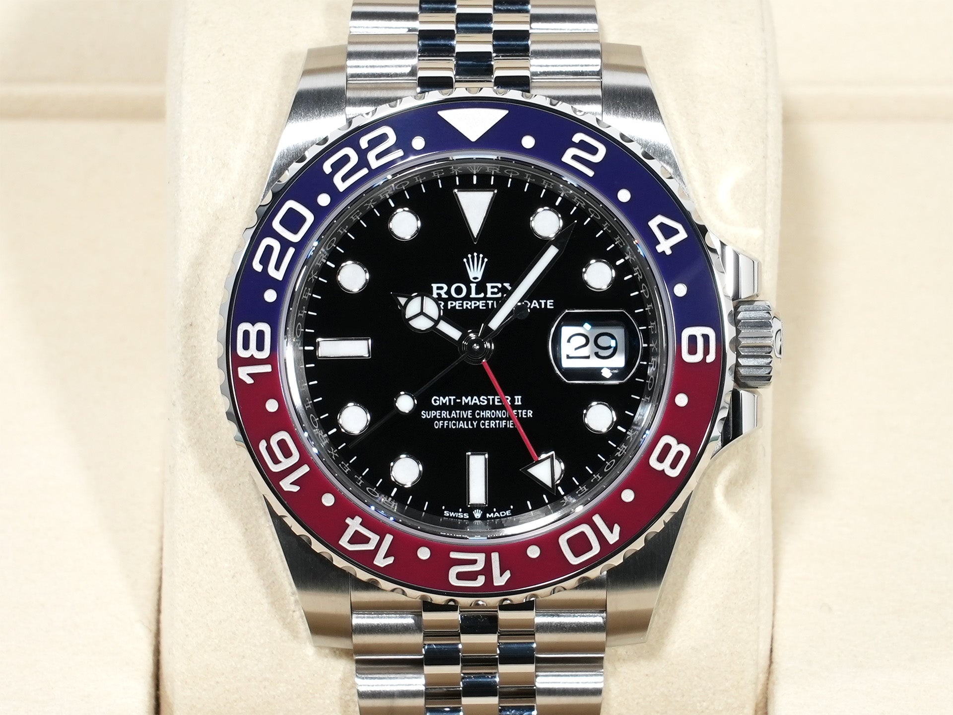 ロレックス GMTマスターII Ref.126710BLRO ステンレススチール ブラック文字盤 ジュビリーブレスレット 未使用 d2me8q7w
