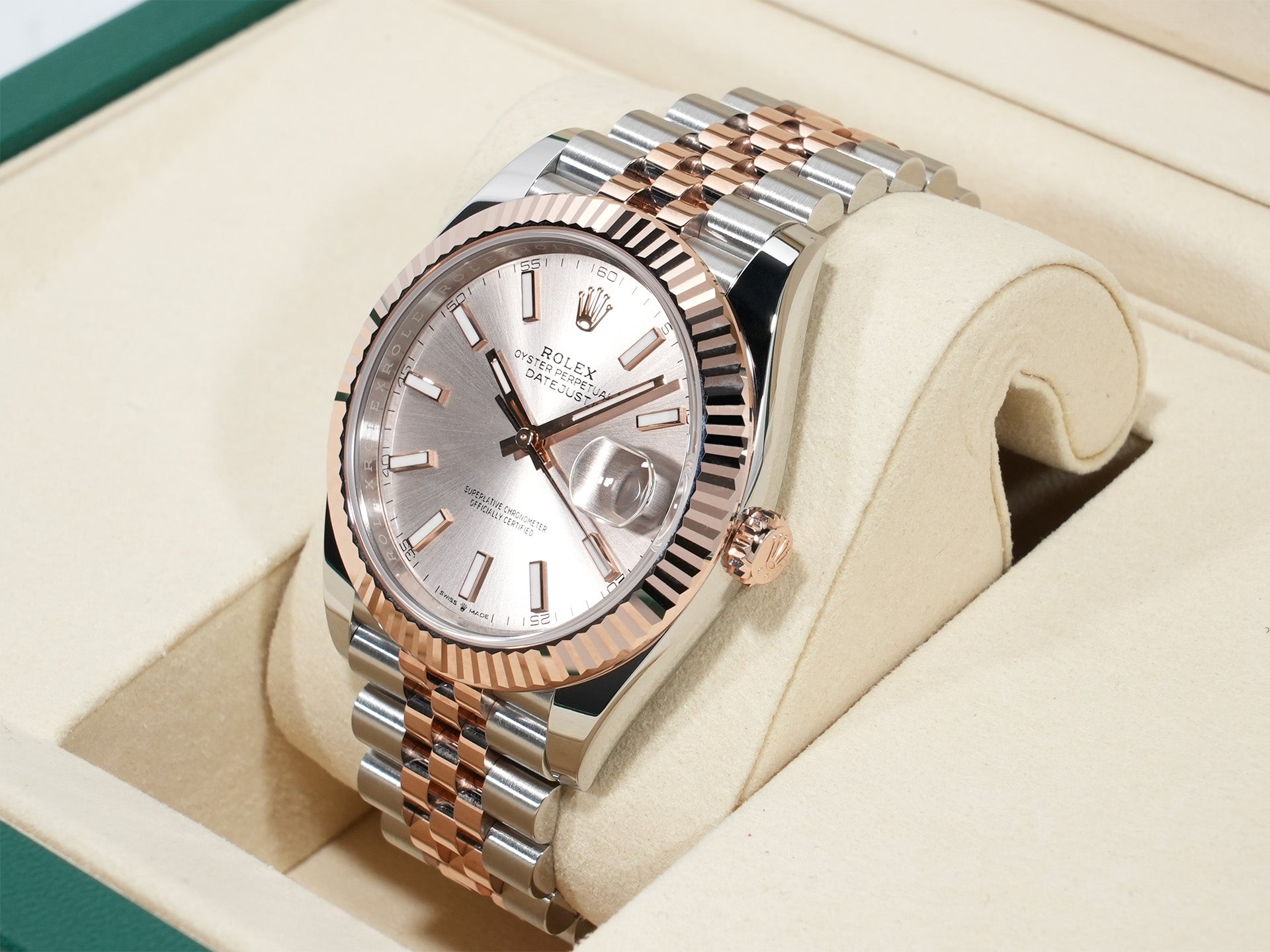 ロレックス デイトジャスト41 Ref.126331 ステンレススチール/エバーローズゴールド サンダスト文字盤 ジュビリーブレスレット 未使用 yd34u6cy