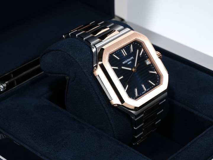 パテックフィリップ キュビタス Ref.5821/1AR-001 ステンレススチール/ローズゴールド ブルーソレイユ文字盤 未使用 zasnnjth