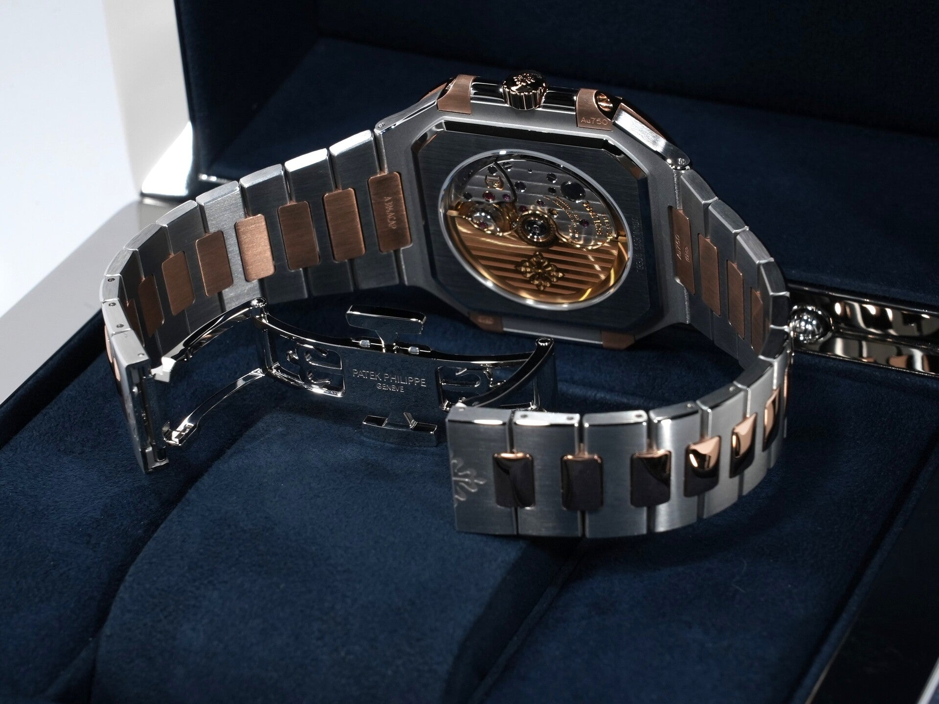 パテックフィリップ キュビタス Ref.5821/1AR-001 ステンレススチール/ローズゴールド ブルーソレイユ文字盤 未使用 zasnnjth