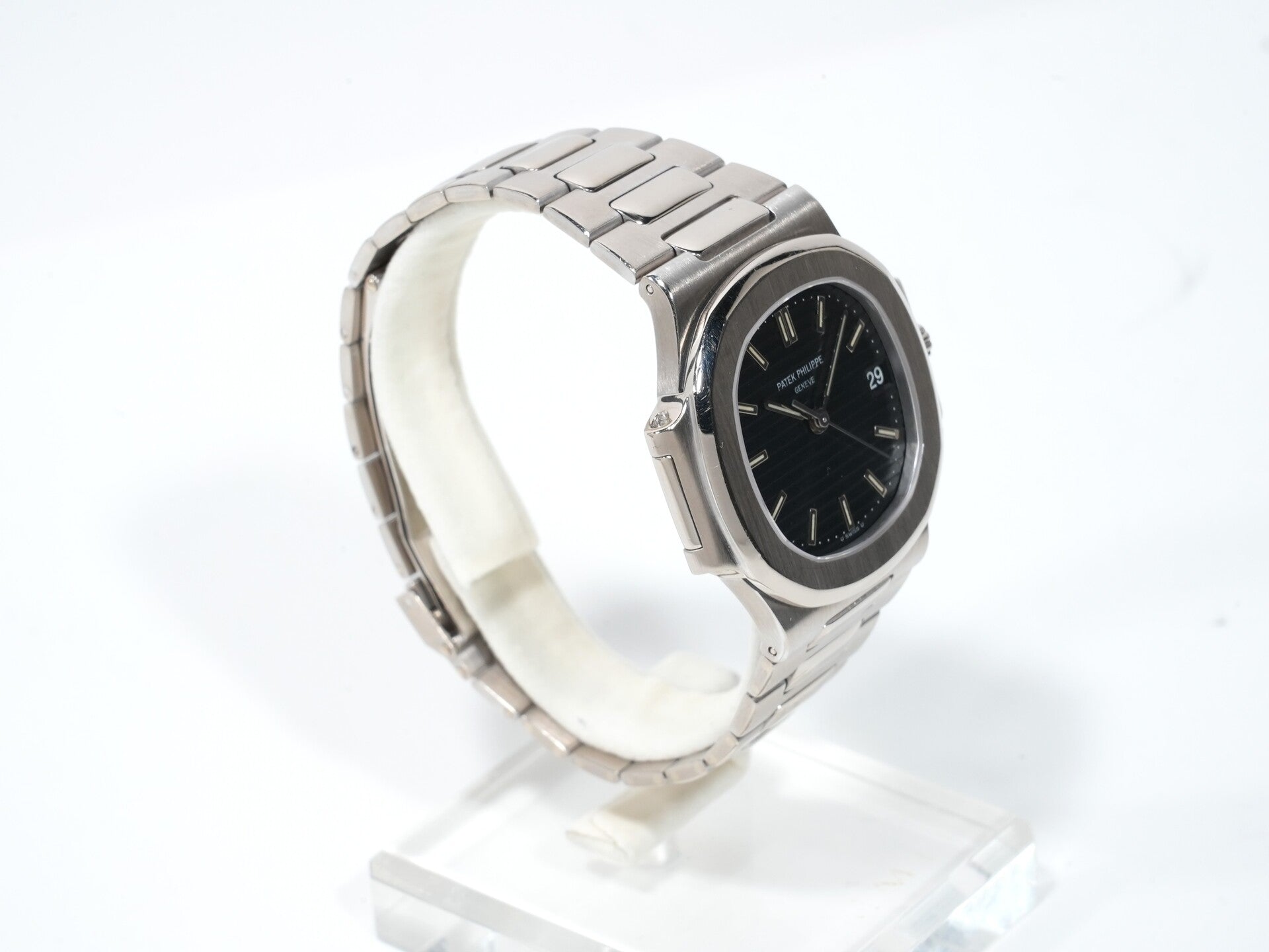 パテックフィリップ ノーチラス Ref.3800/1G-011 ホワイトゴールド ブルー文字盤 中古 yp4tjroe