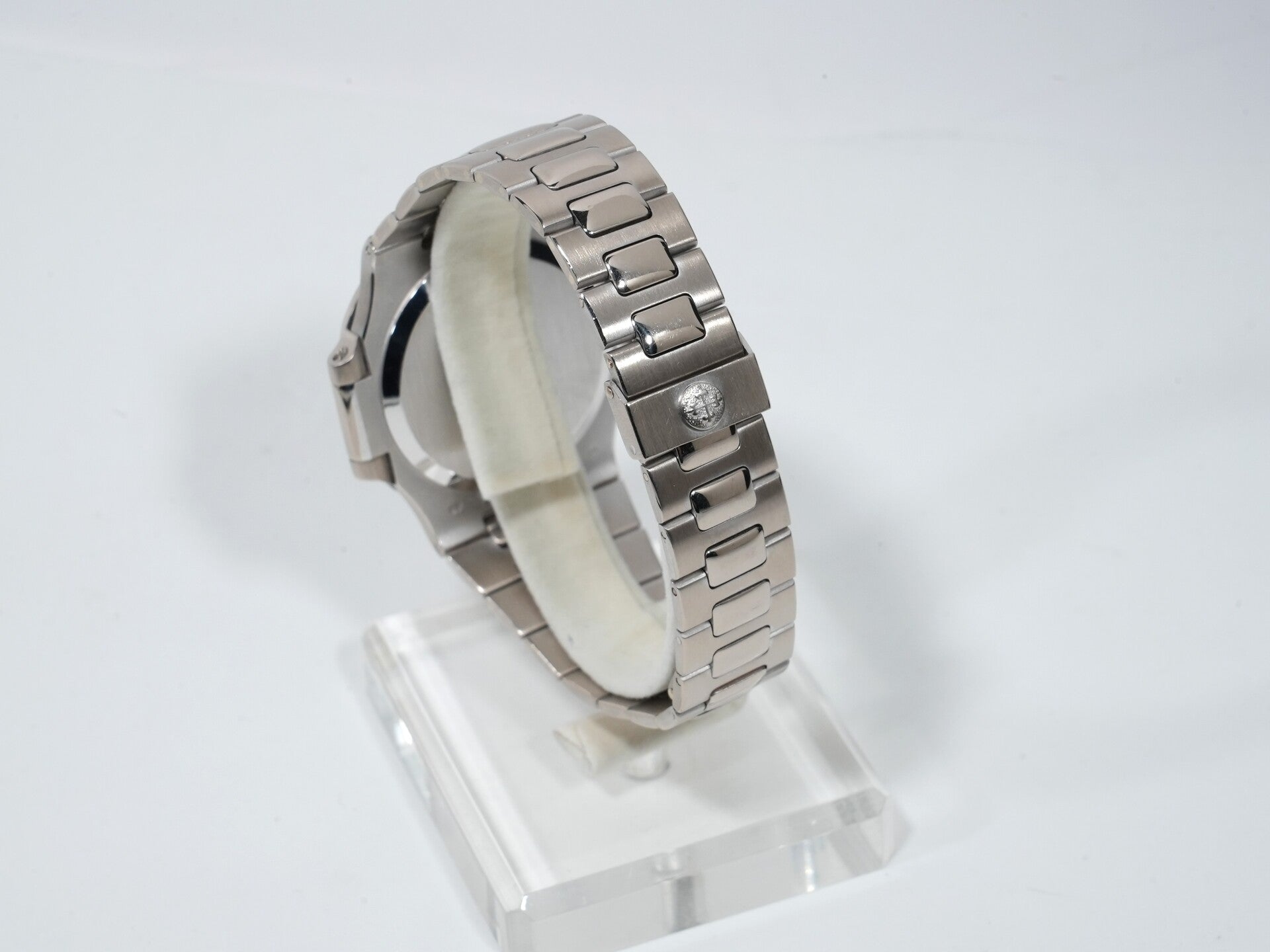 パテックフィリップ ノーチラス Ref.3800/1G-011 ホワイトゴールド ブルー文字盤 中古 yp4tjroe