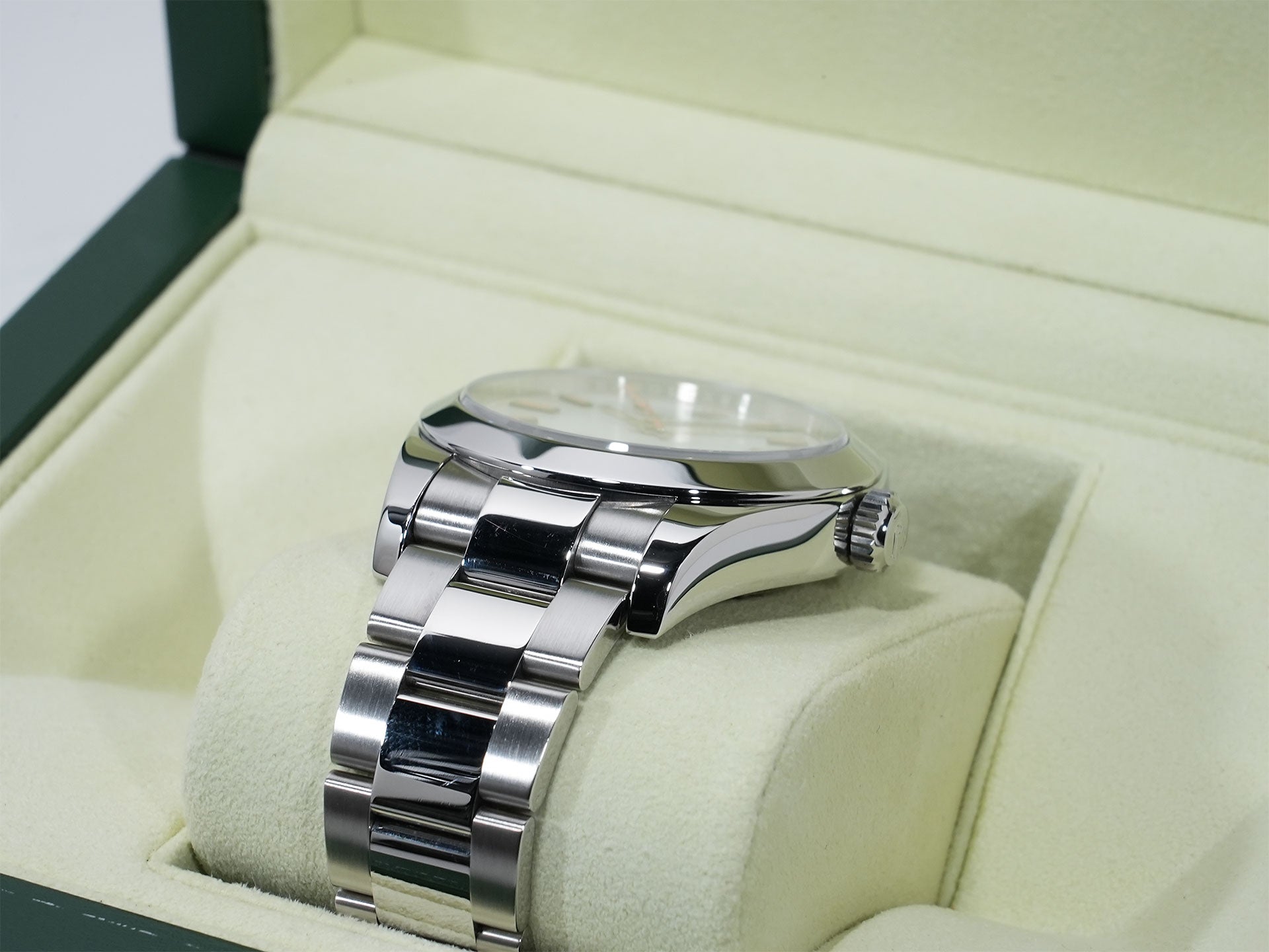 Rolex Milgauss Ref. 116400 Stainless Steel White Dial Pre-owned jmweghrp