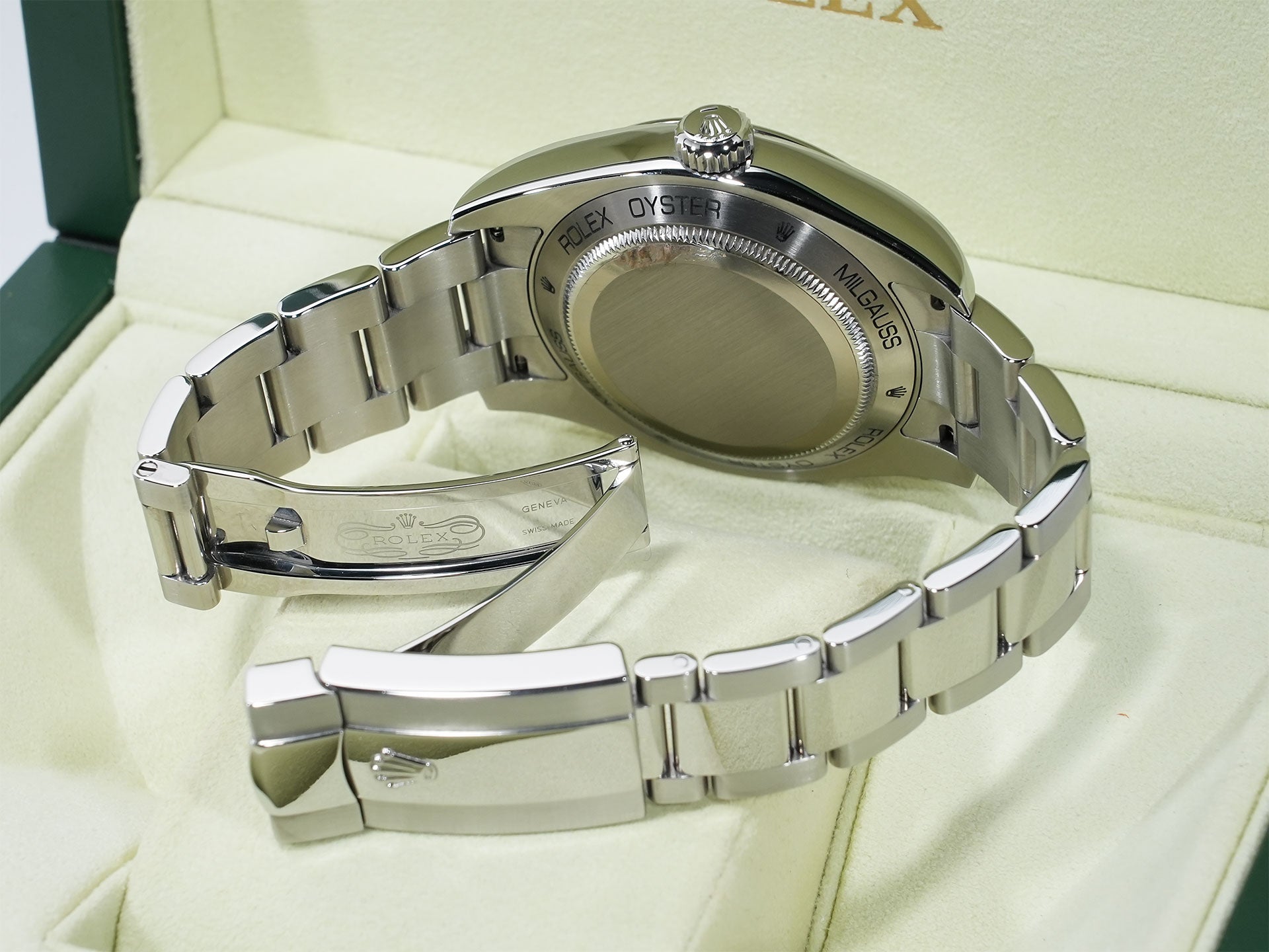 Rolex Milgauss Ref. 116400 Stainless Steel White Dial Pre-owned jmweghrp