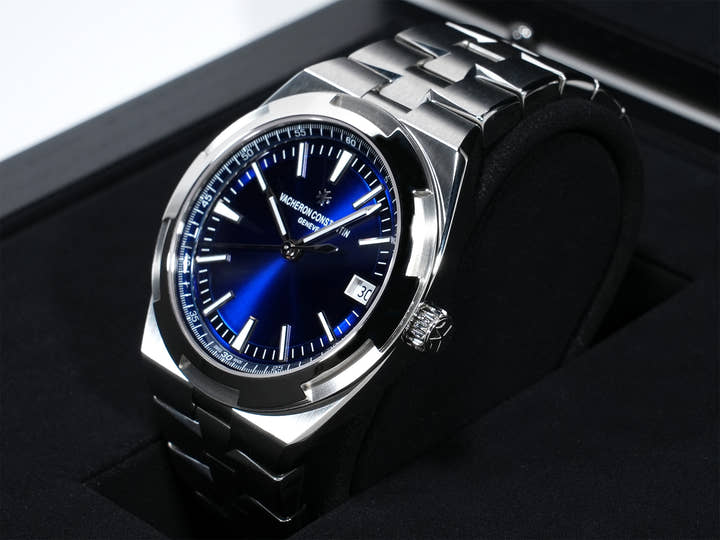 ヴァシュロンコンスタンタン オーヴァーシーズ Ref.4500V/110A-B128 ステンレススチール ブルー文字盤 未使用 s6u6dzn5