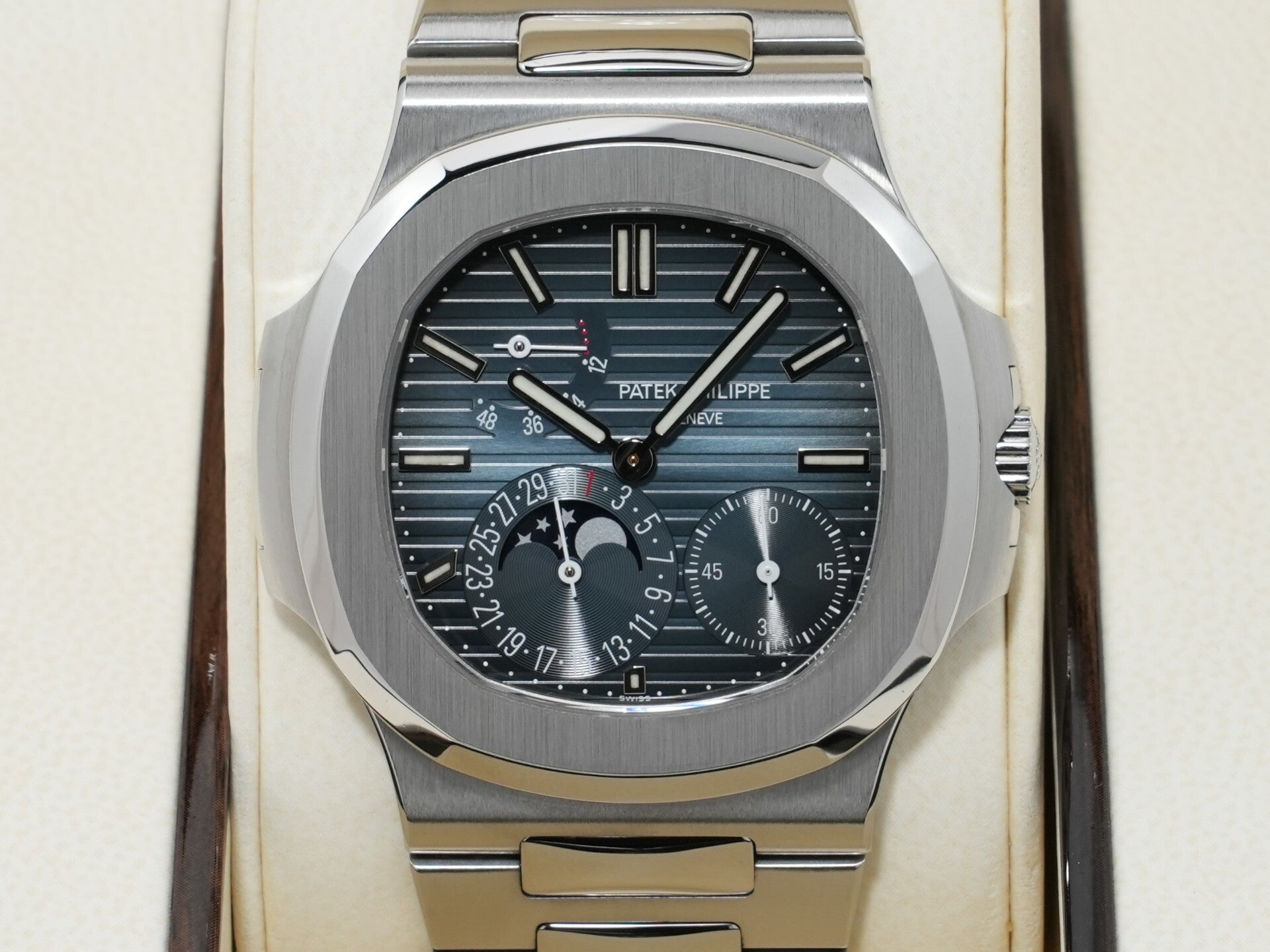 パテックフィリップ ノーチラス プチコンプリケーション Ref.5712/1A-001 ステンレススチール ブルー文字盤 美品 j35ae4o2