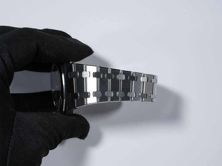 オーデマピゲ ロイヤルオーク ジャンボ Ref.15202ST.OO.0944ST.02 ステンレススチール ブルー文字盤 美中古 d5qrucmj