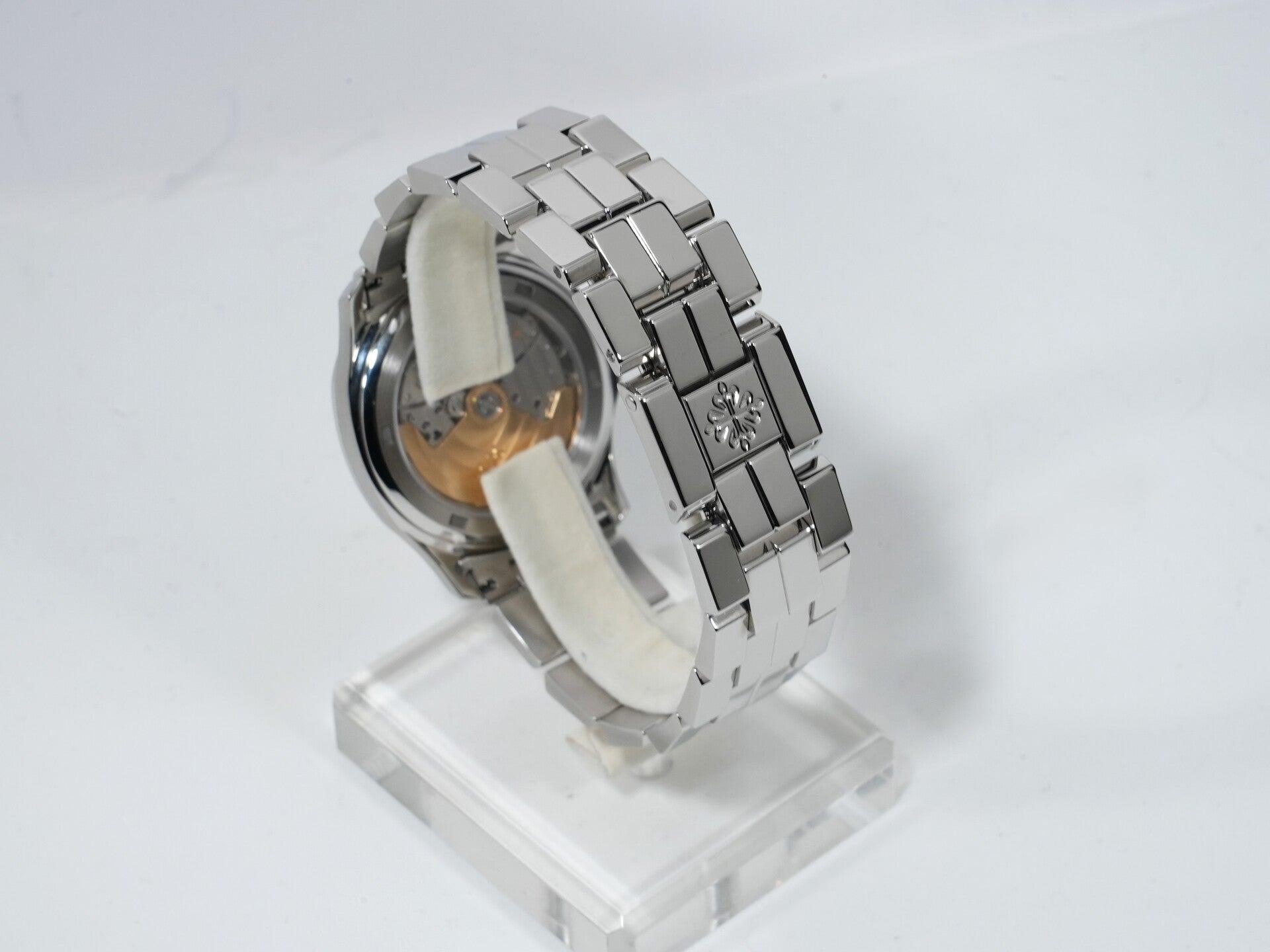 パテックフィリップ アクアノート ミディアム Ref.5066/1A-001 ステンレススチール ブラック文字盤 中古 g8qsfter