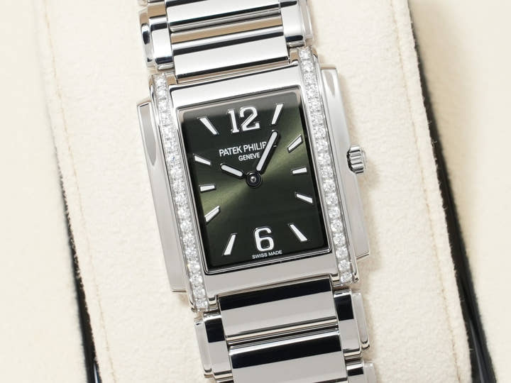 パテックフィリップ Twenty-4 Ref.4910/1200A-011 ステンレススチール オリーブグリーン文字盤 中古 5fei9yh4