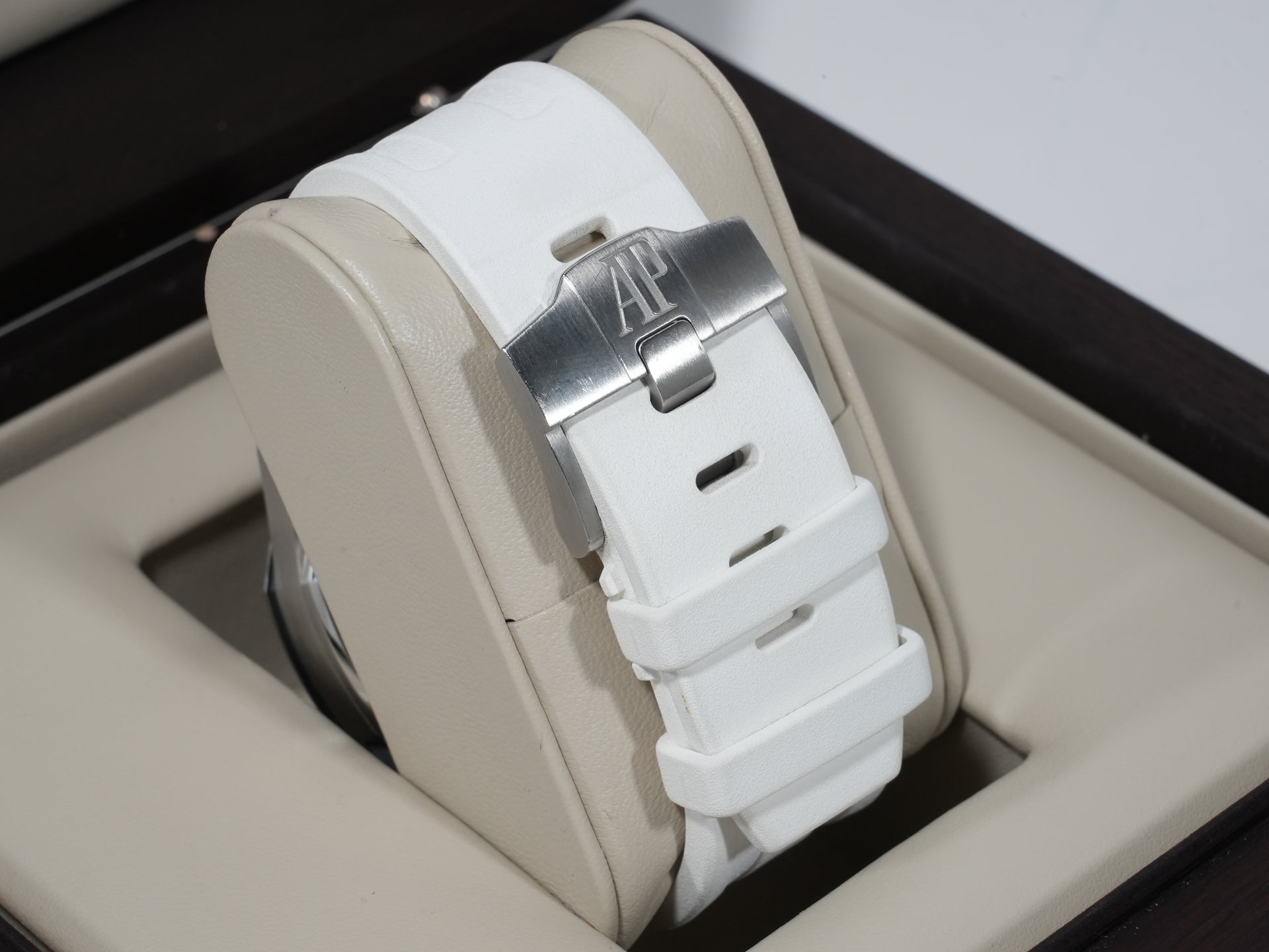 オーデマピゲ ロイヤルオーク オフショア ダイバー Ref.15710ST.OO.A002CA.02 ステンレススチール シルバー（メガタペストリー）文字盤 中古 rgkia2ei