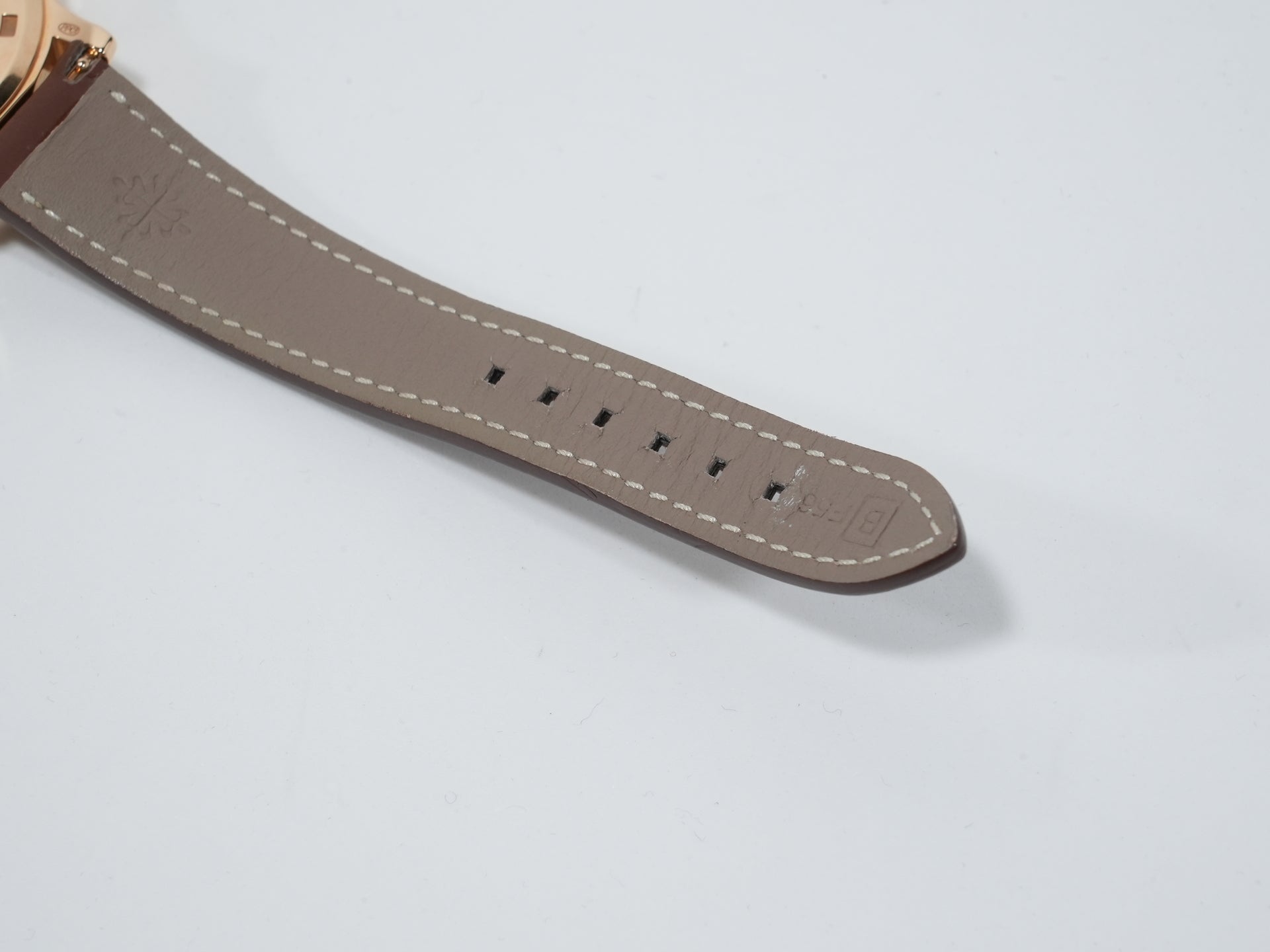 パテックフィリップ カラトラバ パイロット トラベルタイム Ref.7234R-001 ローズゴールド ブラウン文字盤 美中古 v46geafb