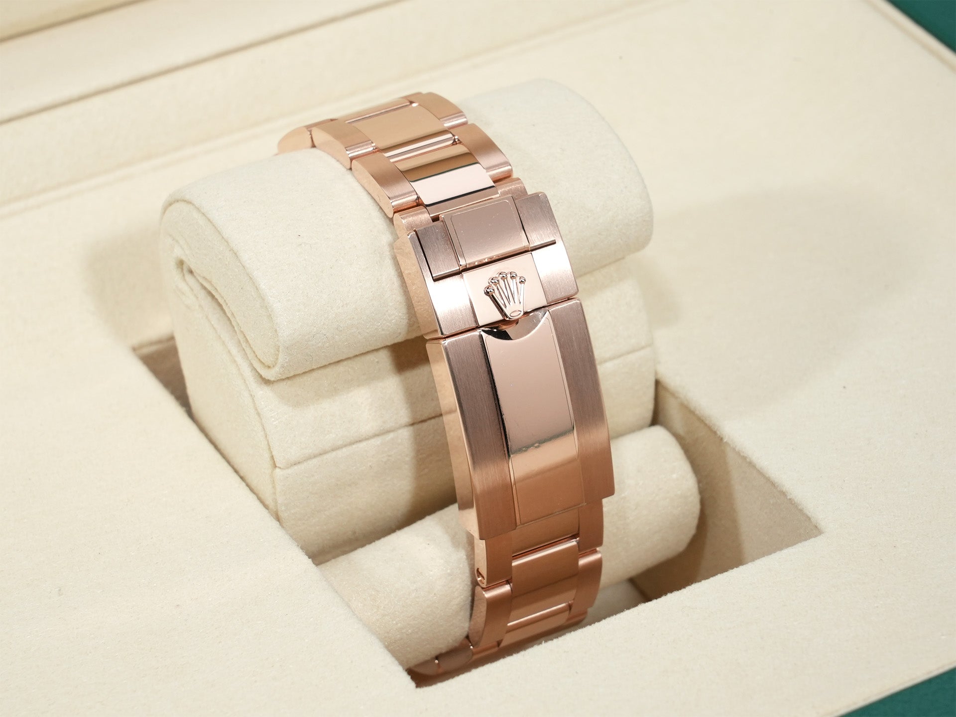 ロレックス デイトナ Ref.126525LN エバーローズゴールド ブライトブラック文字盤 未使用 4qb7ts2t